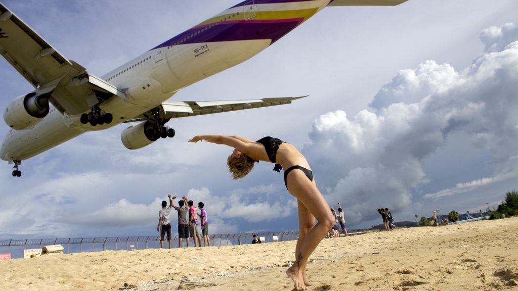 Tourists Face Death Penalty For Taking Pictures On Thai Beach