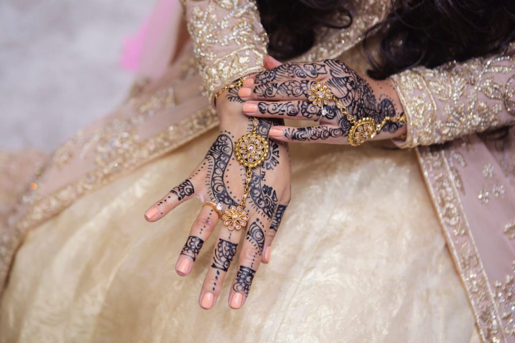 A Bride With Body Decorations Made With Lalle