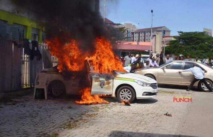 One Lynched, Four Wounded As Angry Youths Burn Police Vehicle In Jigawa