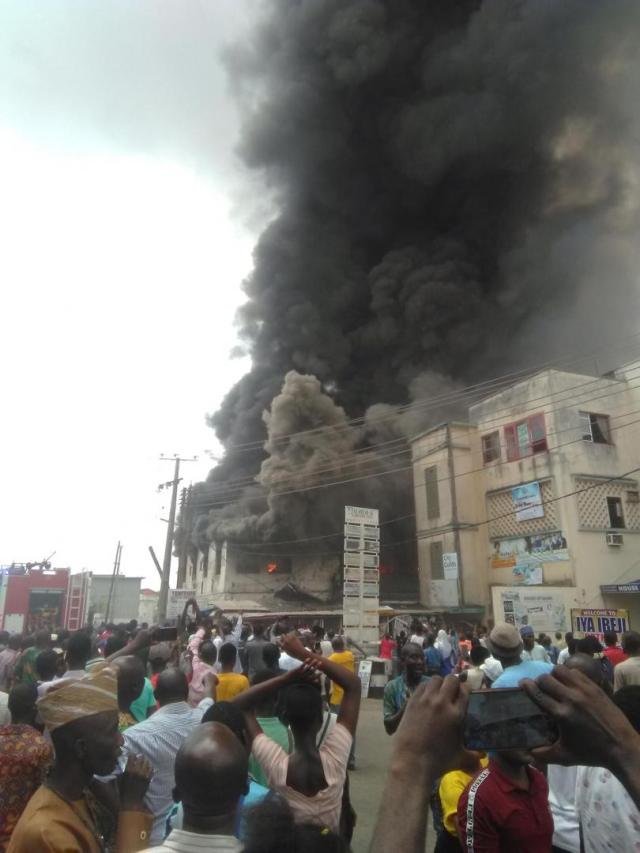 Fire Razes Dugbe Market