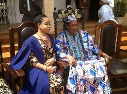 Alaafin Of Oyo And One Of His Olori