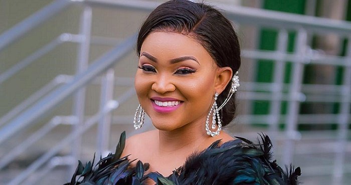 Nollywood Actress Mercy Aigbe Buys Benz