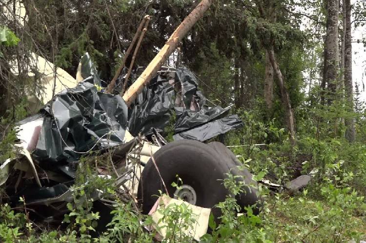 Aircraft Collision Kills Lawmaker, 6 Others