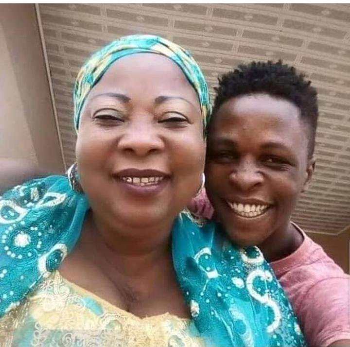 Bbnaija 2020: Picture Of Laycon'S Mum Surfaces On Internet (See Picture)