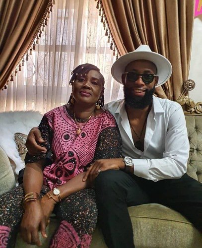 Tochi Shows Off Mom