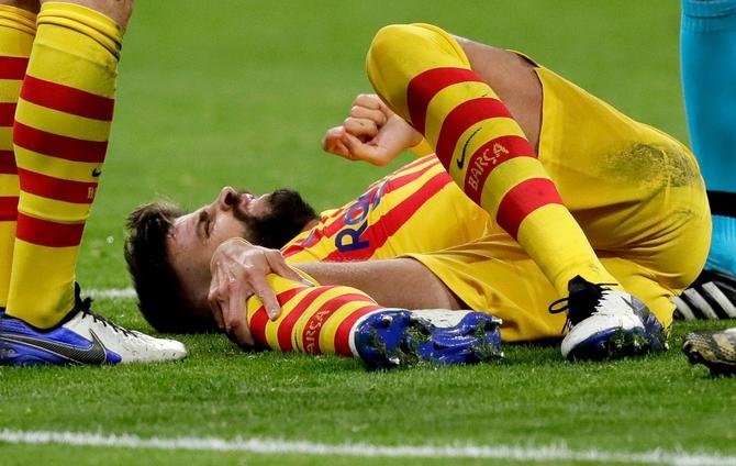 Gerard Pique Out For At Least 5 Months