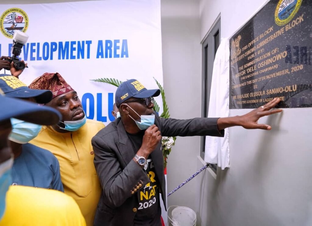 Governor Sanwo-Olu Names Building After Tinubu