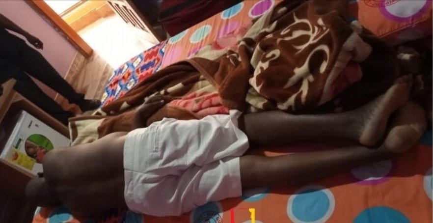 Guest House Receptionist Finds Dead Man In Bed