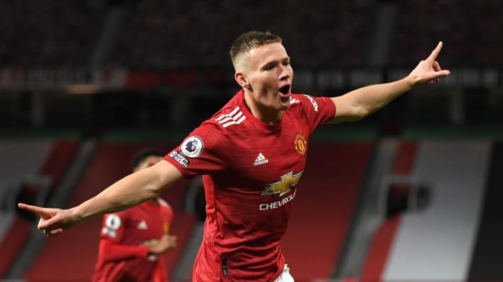 Mctominay Scores Two In 2 Minutes In United 6-2 Win