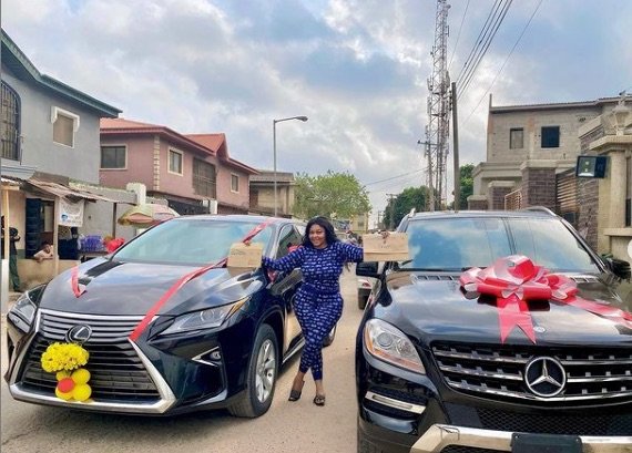 Biodun Okeowo Flaunts Two New Cars