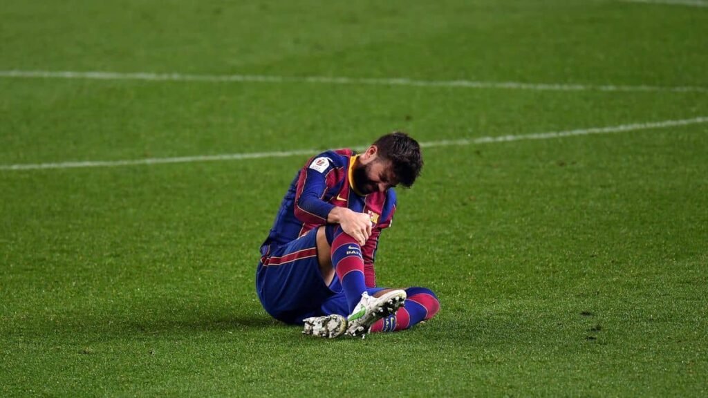 Gerard Pique Suffers Ligament Injury