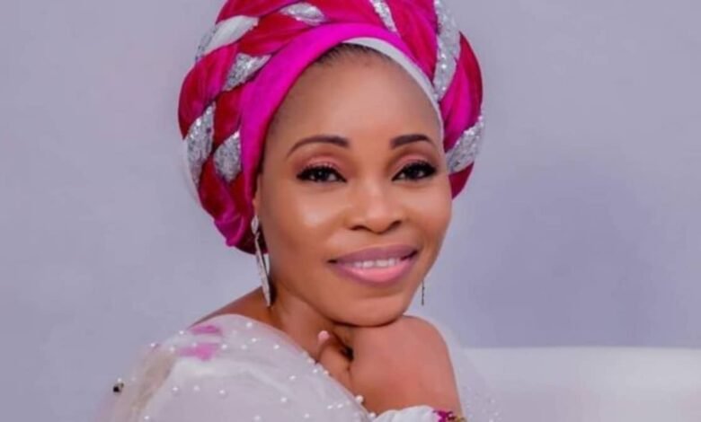 Singer, Tope Alabi Under Fire For 'Jealous' Statement