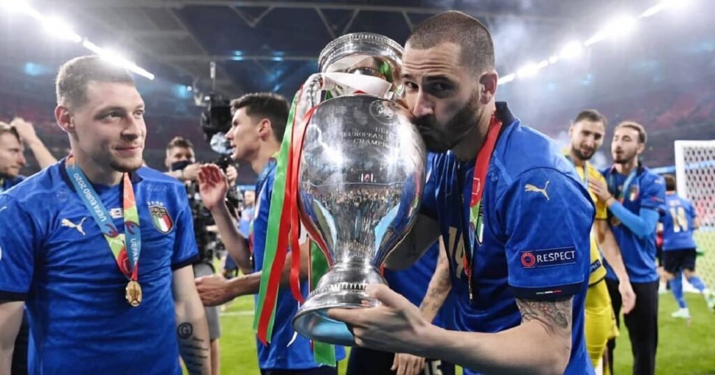 Leonardo Bonucci Dedicates Euro Trophy To Attacked Italian Fans (1)