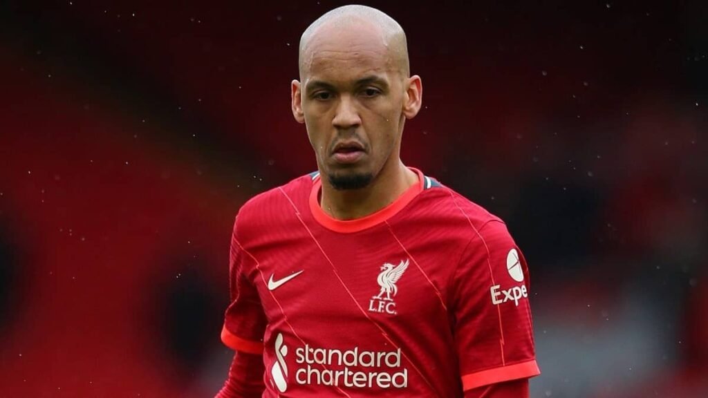 Liverpool Star Loses Father As Team Mourns