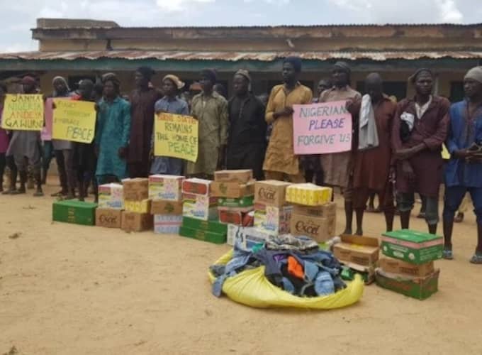 Boko Haram Commanders Surrenders, Seek Forgiveness (Photos)