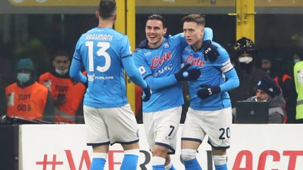 Napoli Beat Ac Milan To Return To Winning Ways