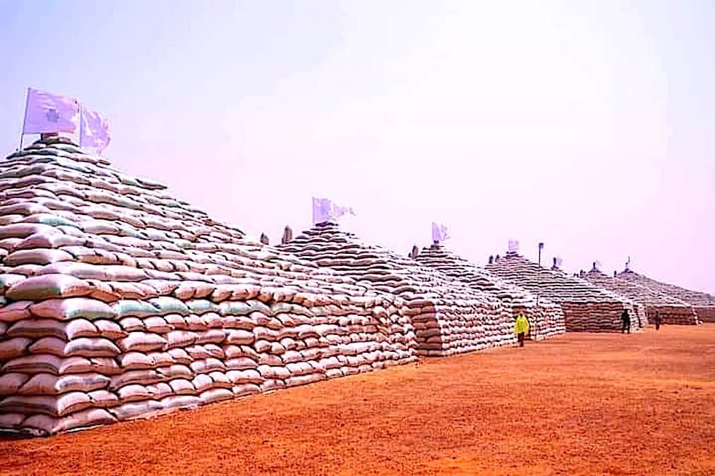 Nigeria Stacks Largest Rice Pyramid In Africa
