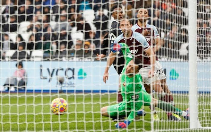 Newcastle United Force West Ham To A 1-1 Draw