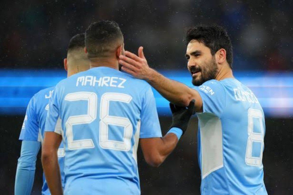 Riyad Mahrez Scores Two As City Thrash Fulham