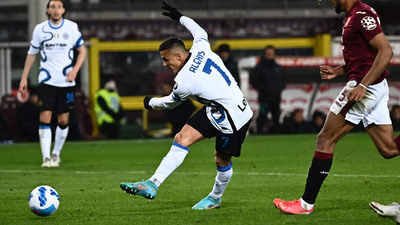 Sanchez Scores Late Goal To Salvage Point For Inter