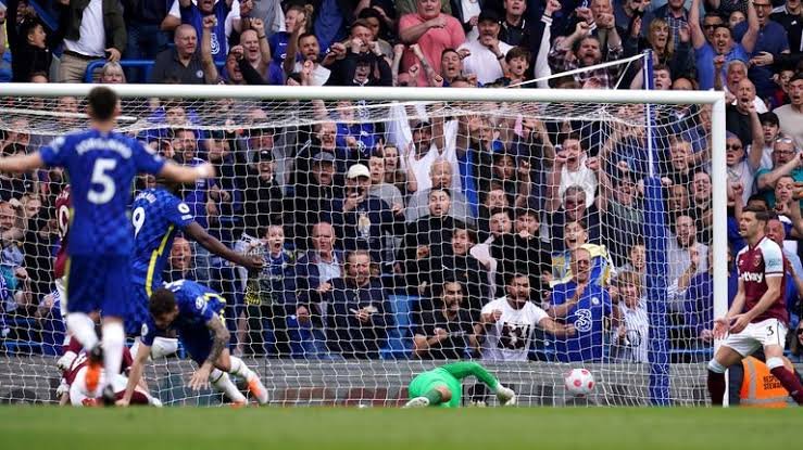 Chelsea Scores Late Goal To End Bad Home Record