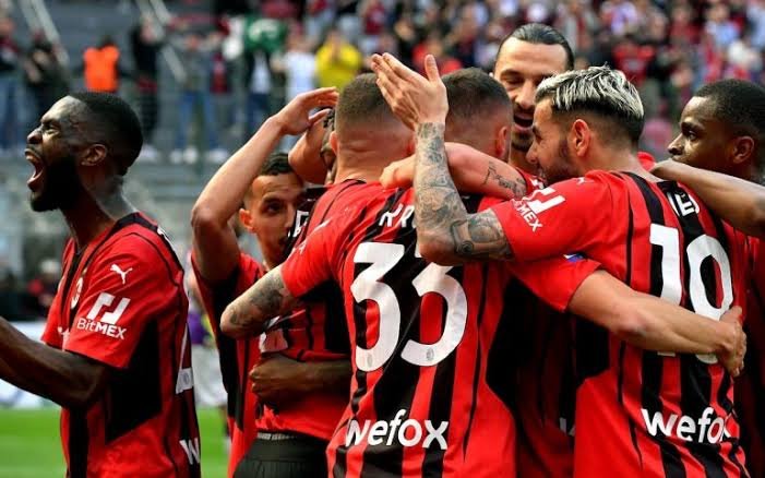 Ac Milan Remain In Top Place After Fiorentina Win