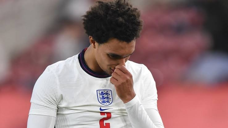 Gareth Southgate Says Arnold Snubbing England National Anthem Is A Right-Back Thing