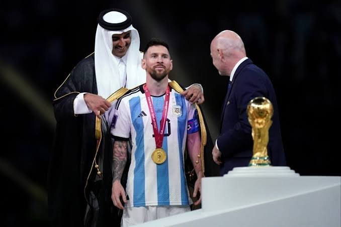 Lionel Messi Offered $1 Million For Bisht Robe He Used To Lift The World Cup