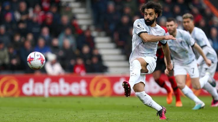 Liverpool Falls Into United Spell, Suffers Shocking Loss