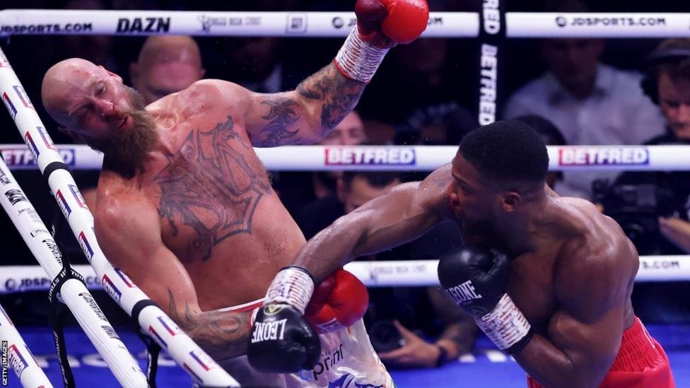 Anthony Joshua Knocked Out Helenius In O2 Arena