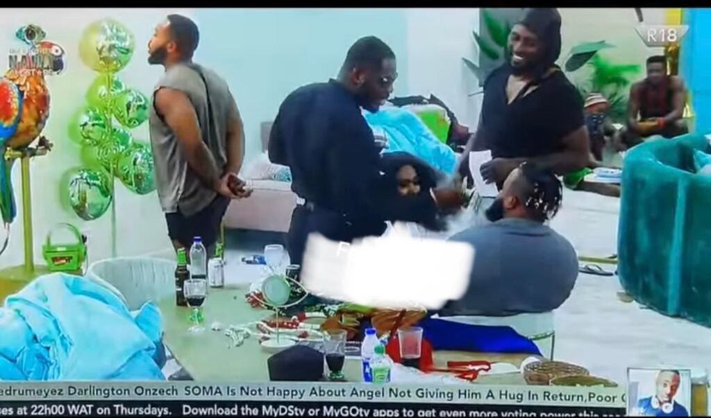 Bbnaija All Stars: Mercy Attempts To Go Physical With Whitemoney